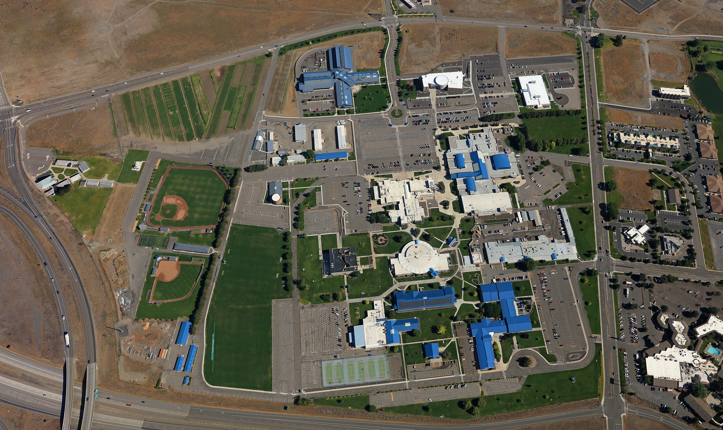 File CBC Campus jpg Wikimedia Commons File CBC Campus jpg Wikimedia Commons